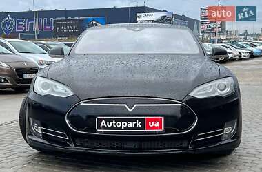 Ліфтбек Tesla Model S 2015 в 