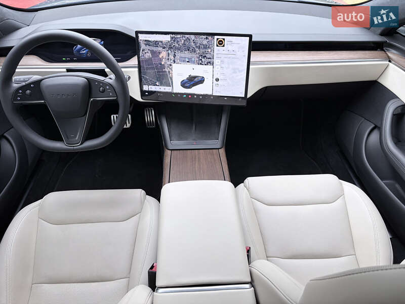 Лифтбек Tesla Model S 2022 в Киеве