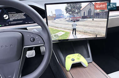 Ліфтбек Tesla Model S 2022 в 