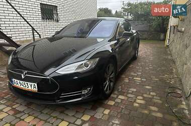 Ліфтбек Tesla Model S 2015 в Києві фото 3 Ліфтбек Tesla Model S 2015 в Києві