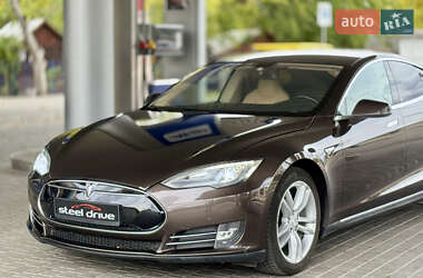 Лифтбек Tesla Model S 2014 в Николаеве