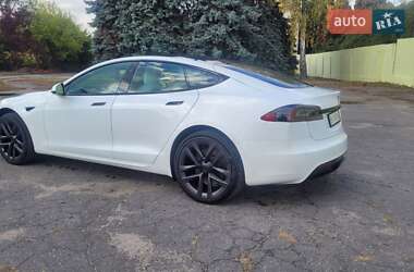 Ліфтбек Tesla Model S 2021 в 