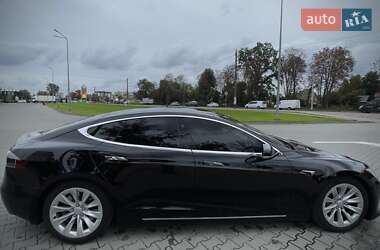 Лифтбек Tesla Model S 2016 в Житомире