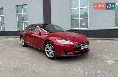 Лифтбек Tesla Model S 2013 в 