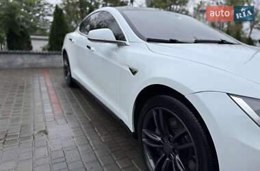 Ліфтбек Tesla Model S 2016 в 