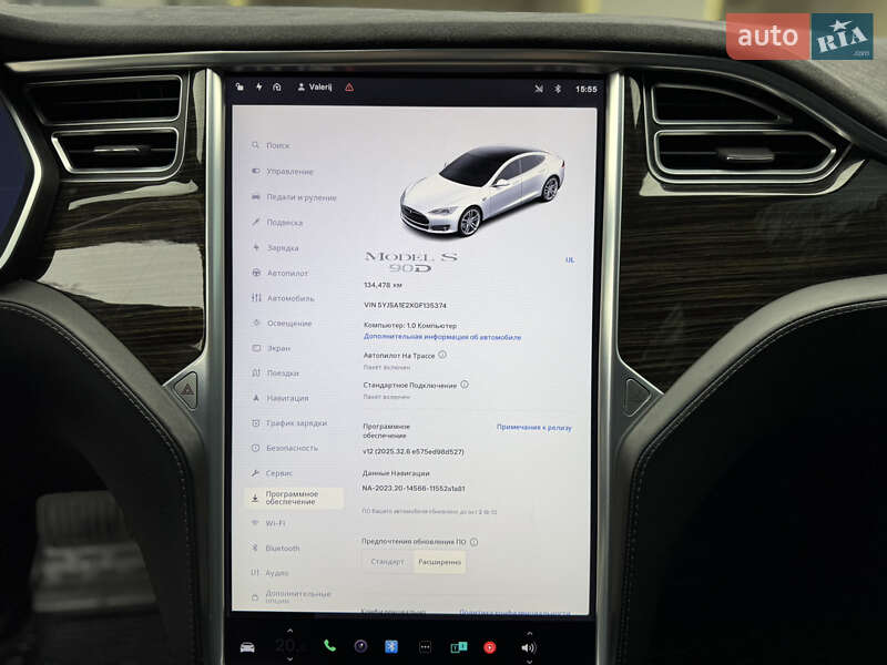 Лифтбек Tesla Model S 2016 в Виннице