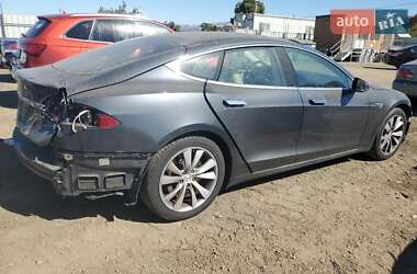 Ліфтбек Tesla Model S 2016 в 
