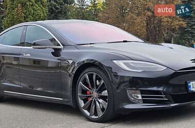 Ліфтбек Tesla Model S 2017 в Жовтих Водах