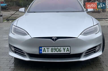 Лифтбек Tesla Model S 2018 в 