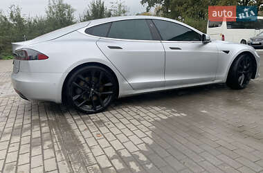 Лифтбек Tesla Model S 2018 в 