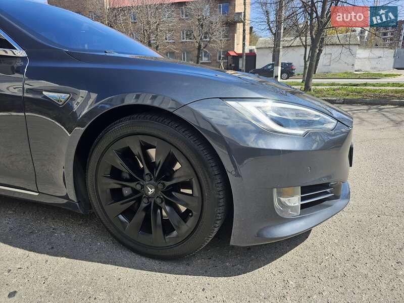 Лифтбек Tesla Model S 2016 в Белой Церкви фото 5 Лифтбек Tesla Model S 2016 в Белой Церкви