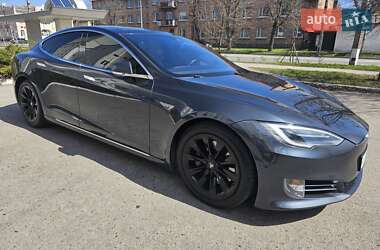 Ліфтбек Tesla Model S 2016 в Білій Церкві