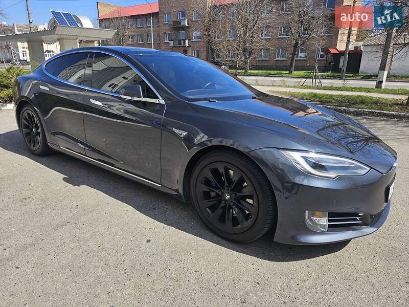 Лифтбек Tesla Model S 2016 в Белой Церкви фото 10 Лифтбек Tesla Model S 2016 в Белой Церкви
