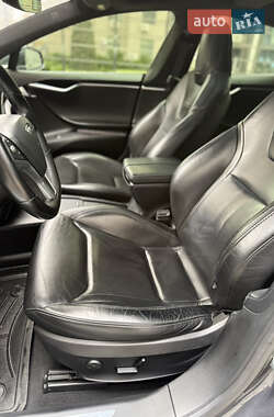 Лифтбек Tesla Model S 2016 в 