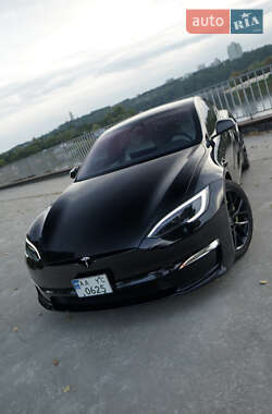 Лифтбек Tesla Model S 2022 в 