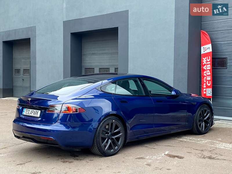 Лифтбек Tesla Model S 2021 в Киеве фото 10 Лифтбек Tesla Model S 2021 в Киеве