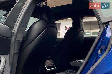 Ліфтбек Tesla Model S 2021 в 