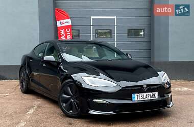 Лифтбек Tesla Model S 2023 в Киеве