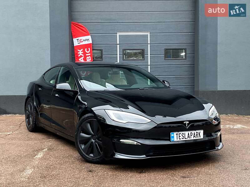 Лифтбек Tesla Model S 2023 в 