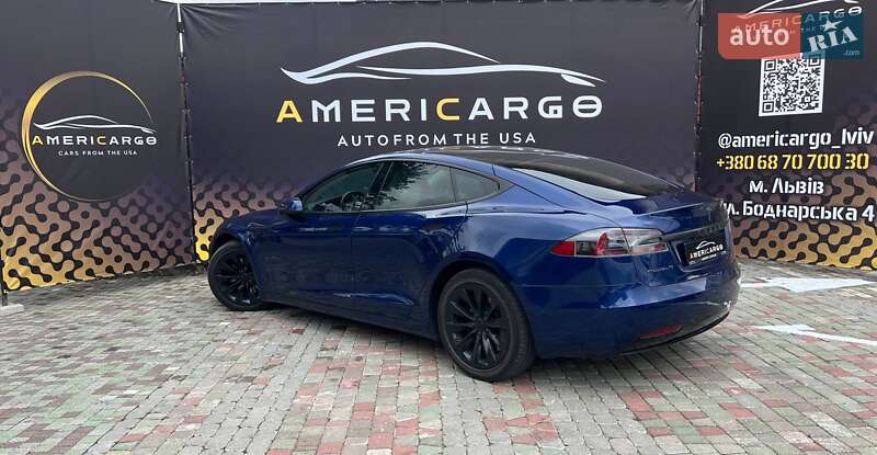Лифтбек Tesla Model S 2018 в Львове