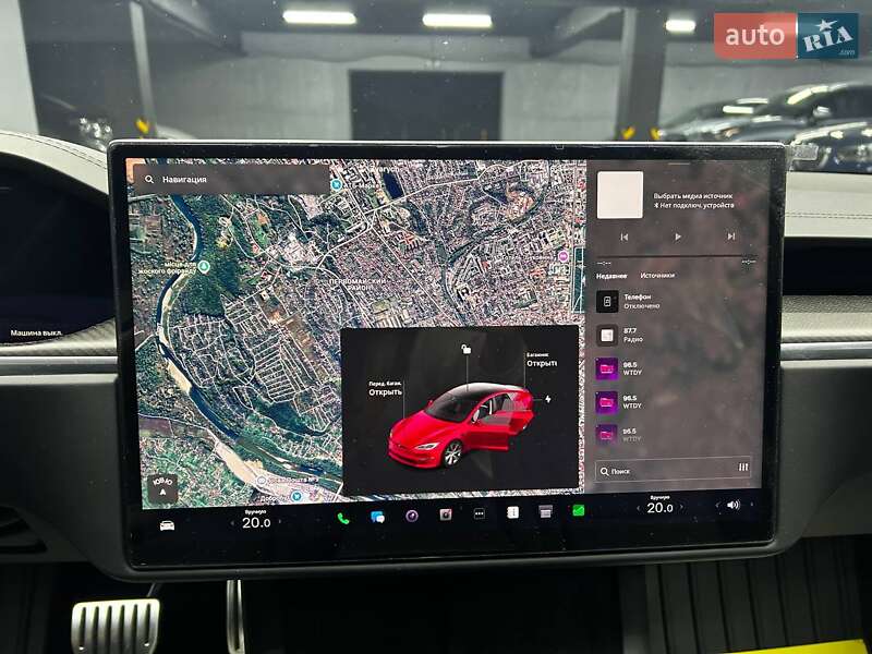 Лифтбек Tesla Model S 2024 в Черновцах