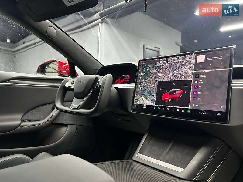 Лифтбек Tesla Model S 2024 в Черновцах