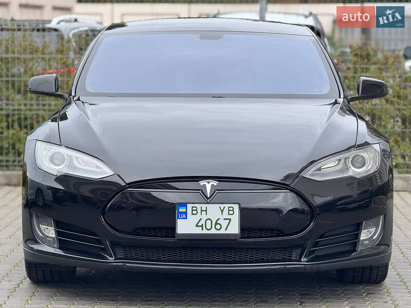 Ліфтбек Tesla Model S 2013 в Одесі