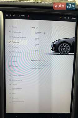 Ліфтбек Tesla Model S 2013 в 
