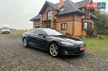 Лифтбек Tesla Model S 2014 в Луцке