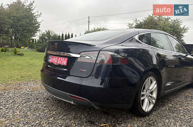 Ліфтбек Tesla Model S 2014 в 
