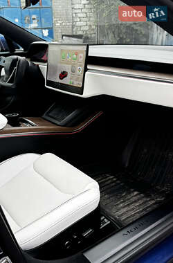 Лифтбек Tesla Model S 2021 в 