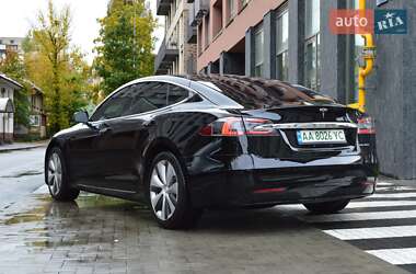 Лифтбек Tesla Model S 2020 в 