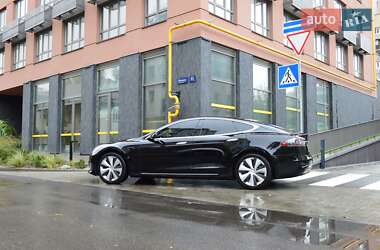 Лифтбек Tesla Model S 2020 в 
