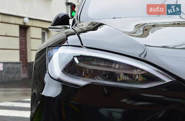 Лифтбек Tesla Model S 2020 в 