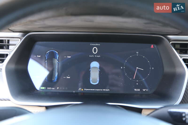 Ліфтбек Tesla Model S 2017 в Києві
