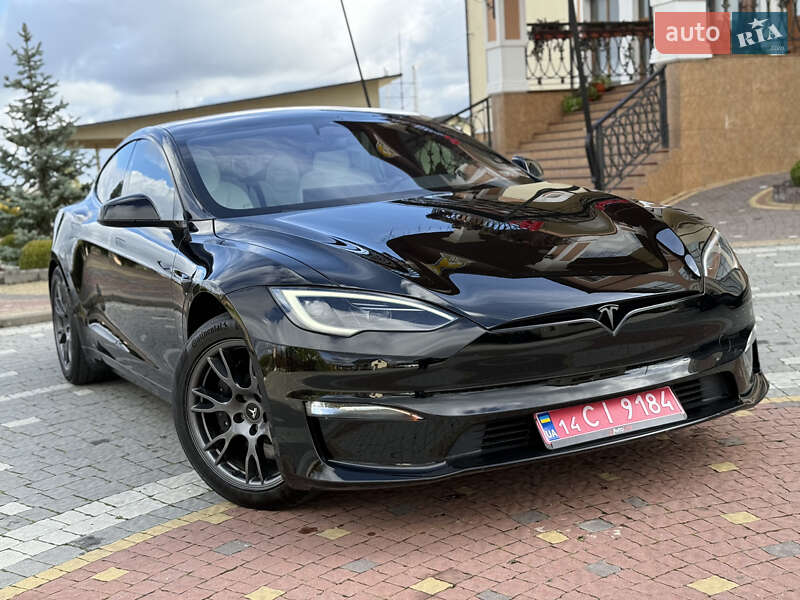 Ліфтбек Tesla Model S 2024 в Дрогобичі