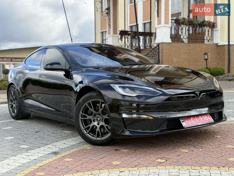 Ліфтбек Tesla Model S 2024 в Дрогобичі