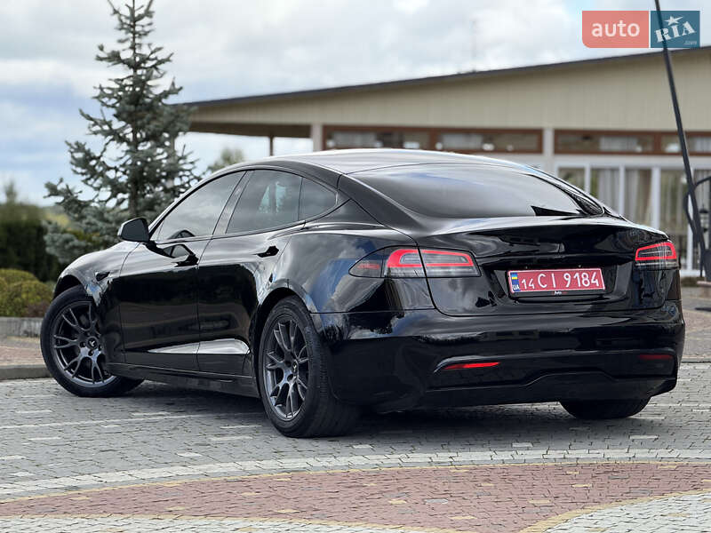 Ліфтбек Tesla Model S 2024 в Дрогобичі