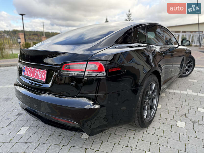 Ліфтбек Tesla Model S 2024 в Дрогобичі