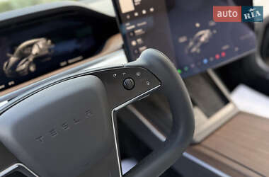 Лифтбек Tesla Model S 2024 в 
