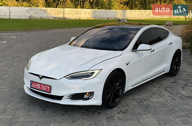 Лифтбек Tesla Model S 2017 в 