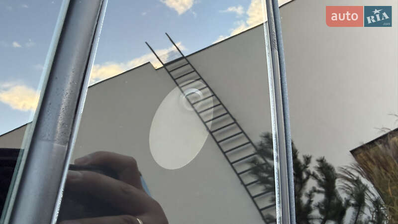 Ліфтбек Tesla Model S 2017 в Луцьку