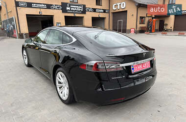 Лифтбек Tesla Model S 2017 в 
