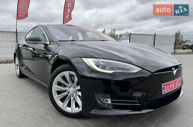 Лифтбек Tesla Model S 2017 в 