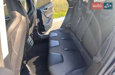 Лифтбек Tesla Model S 2013 в 