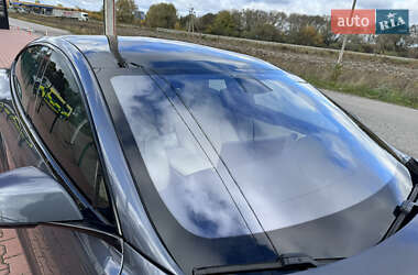 Лифтбек Tesla Model S 2022 в 