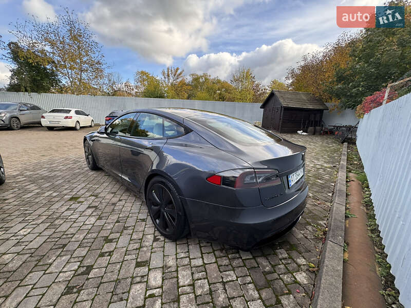 Ліфтбек Tesla Model S 2020 в Івано-Франківську