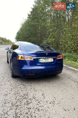 Лифтбек Tesla Model S 2019 в 