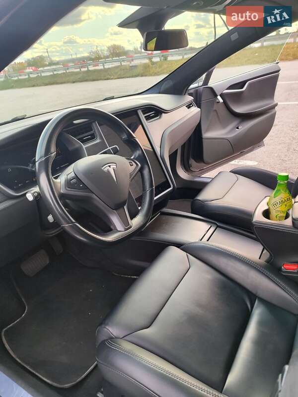 Лифтбек Tesla Model S 2018 в Кобеляках