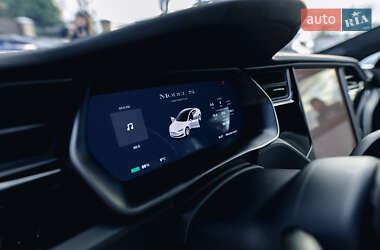 Лифтбек Tesla Model S 2020 в 